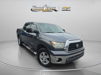 Used 2008 Toyota Tundra SR5 AWD/4WD video 1