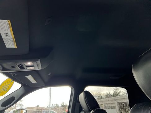 Used 2017 RAM 1500 Limited image 28