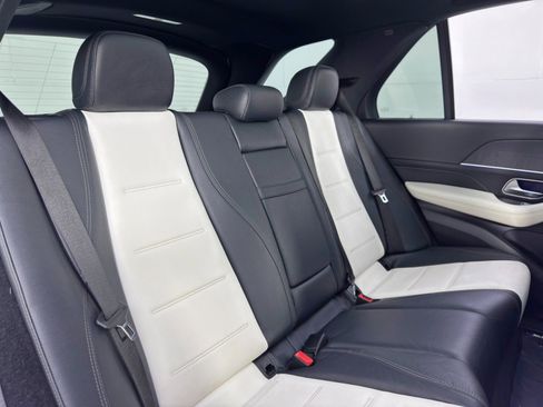 Used 2022 Mercedes-Benz GLE 450 4MATIC image 46