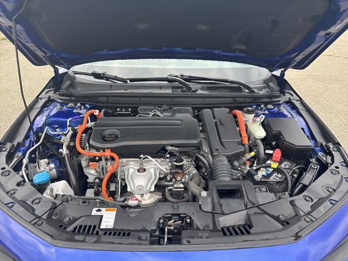 Used 2023 Honda Accord Sport image 11