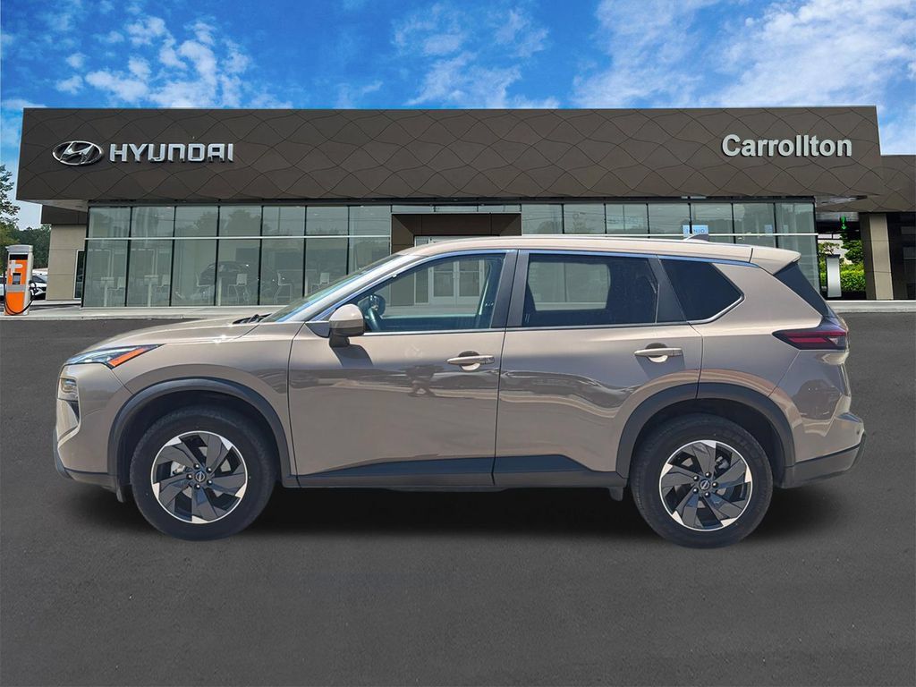 Used 2025 Nissan Rogue SV AWD/4WD image 8