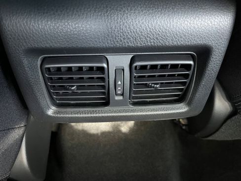 Used 2025 Toyota Camry LE image 23