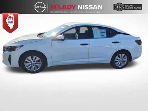 New 2025 Nissan Sentra S image 4