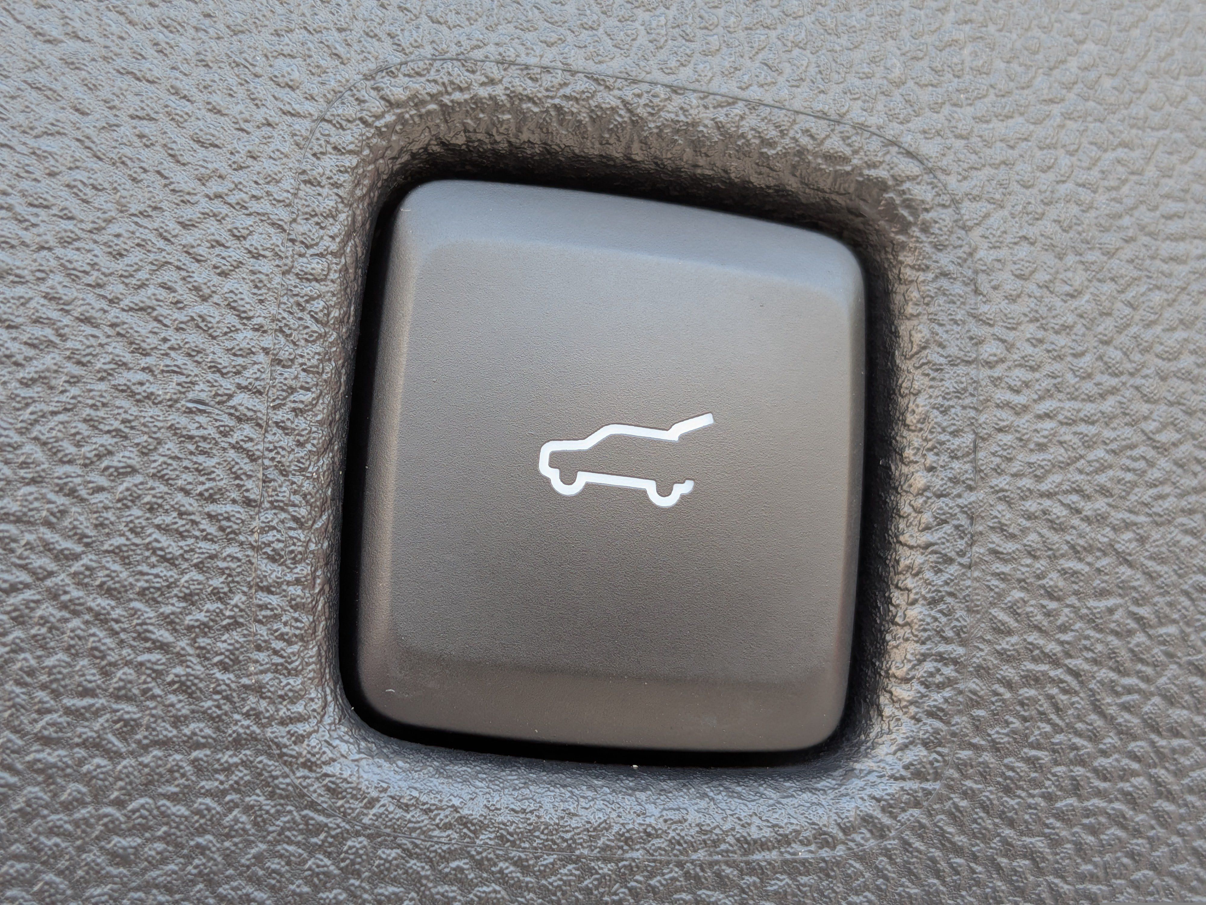 Used 2022 Ford Escape SEL FWD image 18