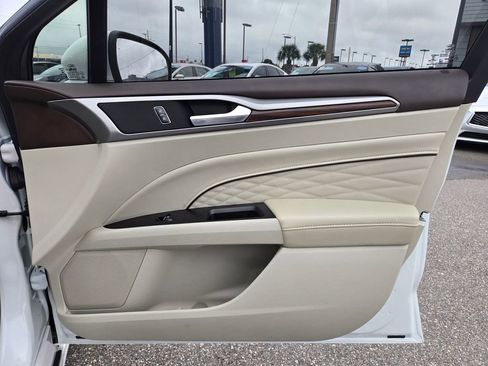 Used 2018 Ford Fusion Energi Platinum image 43