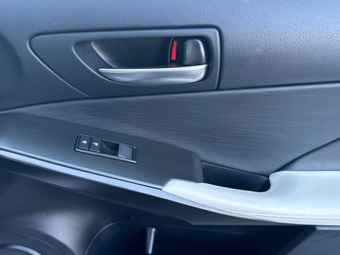 Certified 2022 Lexus IS 350 F Sport image 21