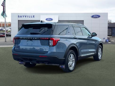 Used 2025 Ford Explorer Active image 5