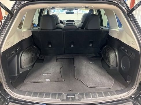 Used 2023 Subaru Forester Limited AWD/4WD image 20