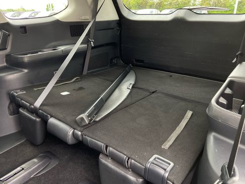 Used 2025 Toyota Grand Highlander AWD image 12
