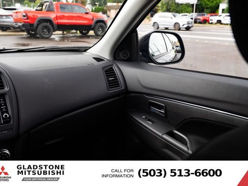 Used 2024 Mitsubishi Outlander Sport ES AWD/4WD image 11