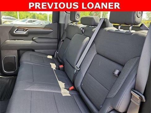 New 2026 GMC Sierra 1500 Elevation image 17
