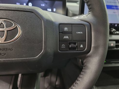 Used 2026 Toyota RAV4 Limited AWD/4WD image 29