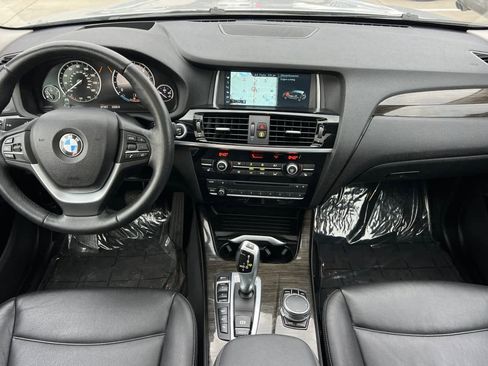 Used 2017 BMW X3 xDrive28i image 4