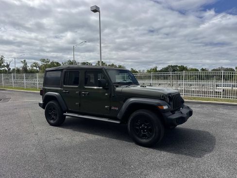 Used 2021 Jeep Wrangler Unlimited Sport image 2