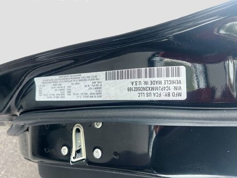 Used 2022 Jeep Cherokee Latitude Lux image 30