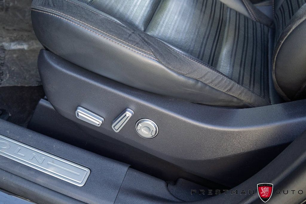 Used 2024 Lincoln Nautilus Reserve w/ Equipment Group 202A AWD/4WD image 25