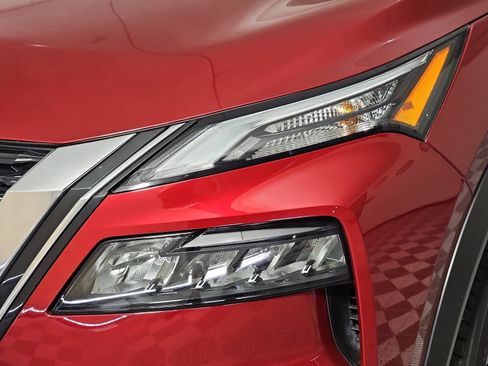 Used 2023 Nissan Rogue S FWD image 28