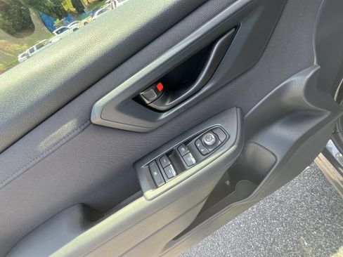 Certified 2025 Subaru Forester Limited AWD/4WD image 17