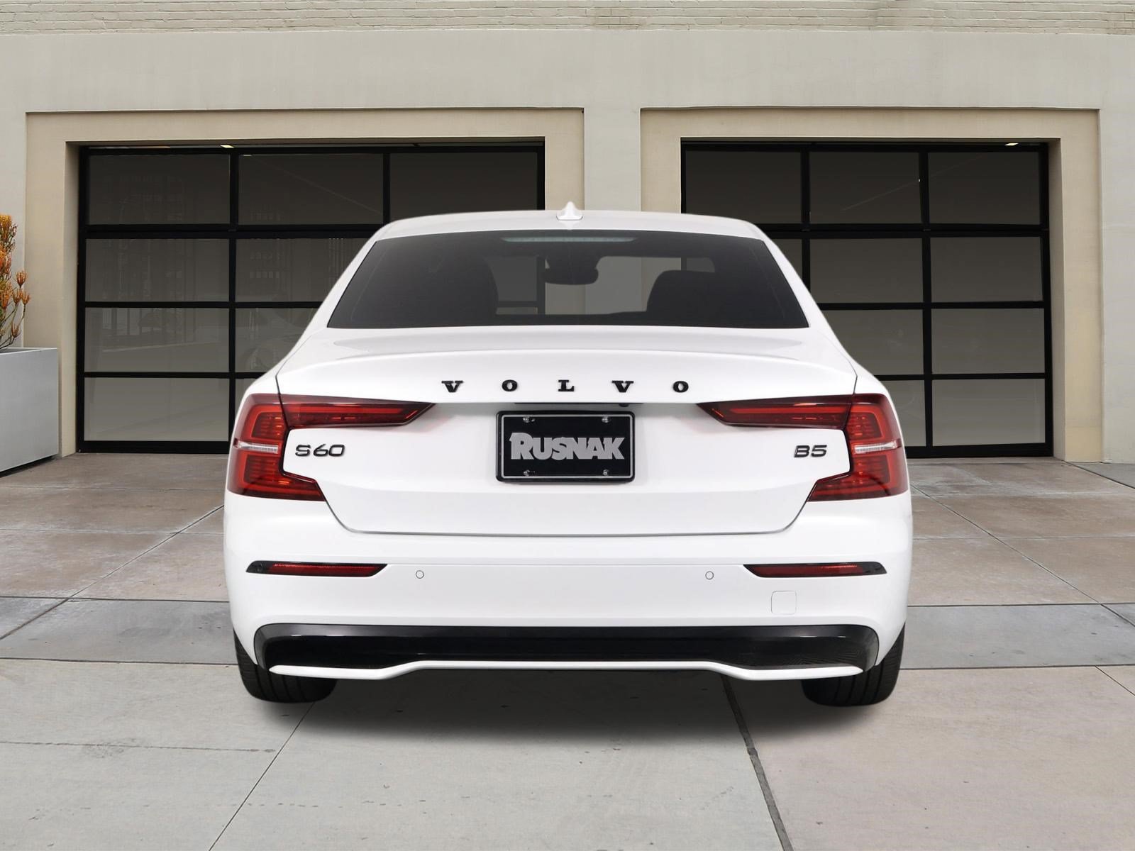 Certified 2023 Volvo S60 B5 Plus w/ Climate Package FWD image 5