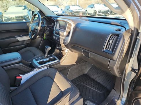 Certified 2017 Chevrolet Colorado LT w/ LT Convenience Package image 25