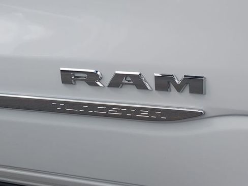 New 2026 RAM 1500 Tungsten w/ Trailer Tow Group AWD/4WD image 13