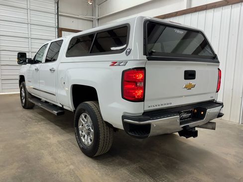 Used 2019 Chevrolet Silverado 2500 LTZ w/ Duramax Plus Package image 4