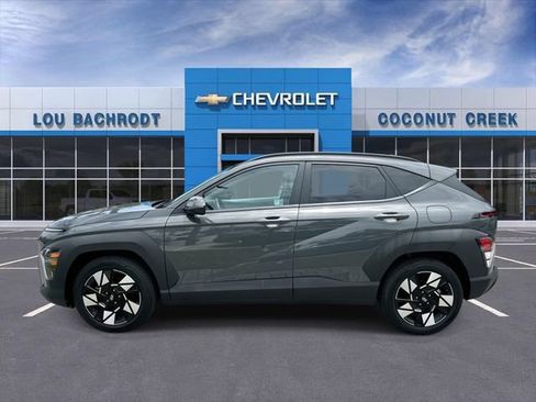 Used 2025 Hyundai Kona SEL FWD image 5