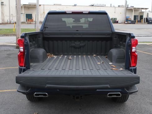 Used 2023 Chevrolet Silverado 1500 RST AWD/4WD image 7