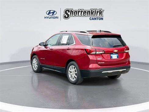 Used 2023 Chevrolet Equinox LT image 6