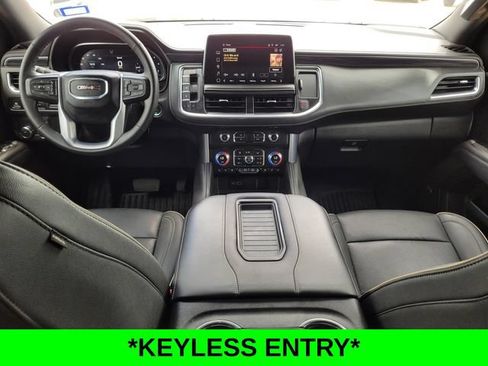 Used 2024 GMC Yukon SLT w/ SLT Luxury Package RWD image 13