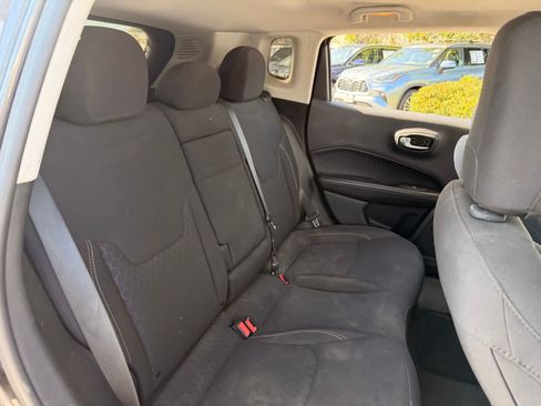 Used 2019 Jeep Compass Sport FWD image 11