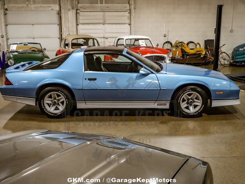 Used 1988 Chevrolet Camaro LT image 15