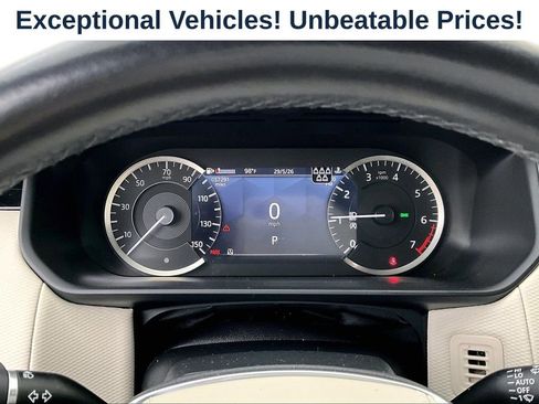 Used 2023 Land Rover Discovery HSE R-Dynamic AWD/4WD image 27