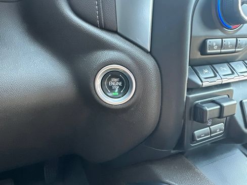 Certified 2022 Chevrolet Silverado 1500 LTZ w/ LTZ Premium Package AWD/4WD image 10