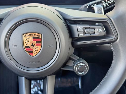 Used 2025 Porsche Cayenne E-Hybrid w/ Premium Package Plus AWD/4WD image 24
