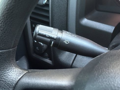Used 2016 RAM 1500 Express AWD/4WD image 33