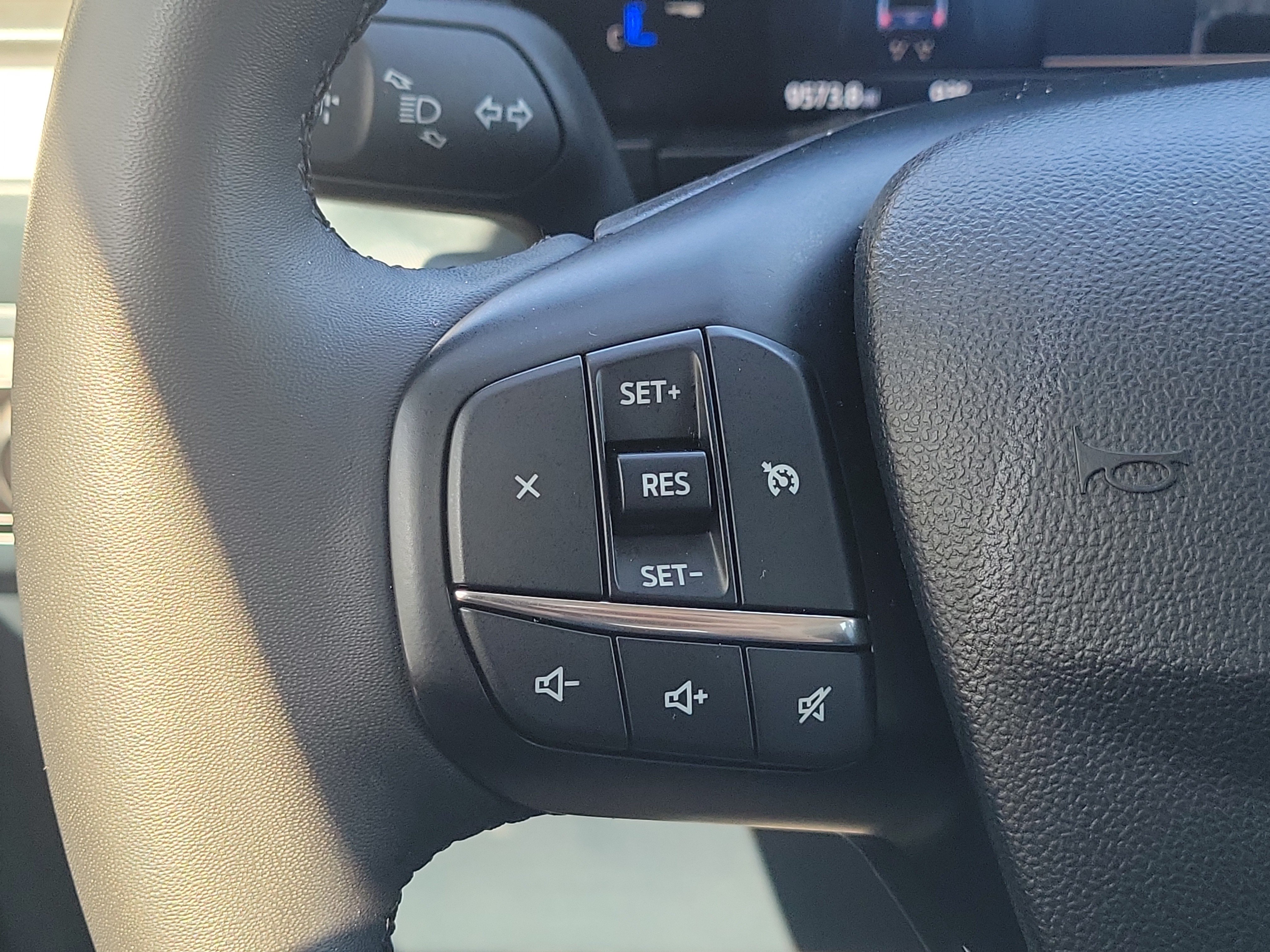 Used 2025 Ford Maverick XLT w/ XLT Luxury Package FWD image 20