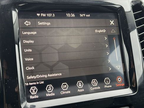 Used 2019 Jeep Cherokee Limited AWD/4WD image 26