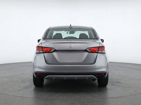 Used 2025 Nissan Versa SV image 7