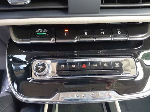 New 2026 Lincoln Corsair Reserve image 18