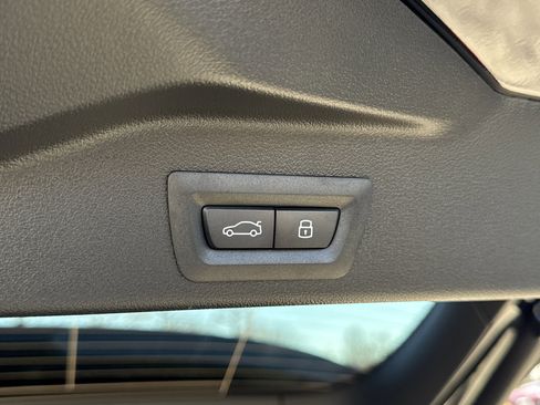 New 2026 BMW X5 xDrive40i w/ M Sport Package image 25