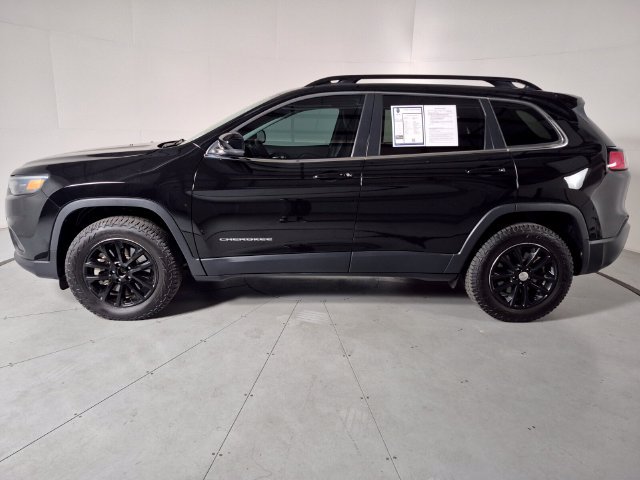 Used 2022 Jeep Cherokee Latitude Lux AWD/4WD image 2