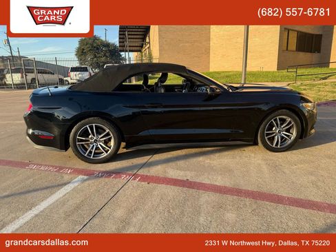 Used 2017 Ford Mustang Premium image 2