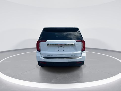 Used 2023 GMC Yukon SLE RWD image 8