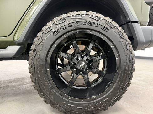 Used 2021 Jeep Wrangler Unlimited Sahara w/ Uconnect 4C Nav & Sound Group AWD/4WD image 67