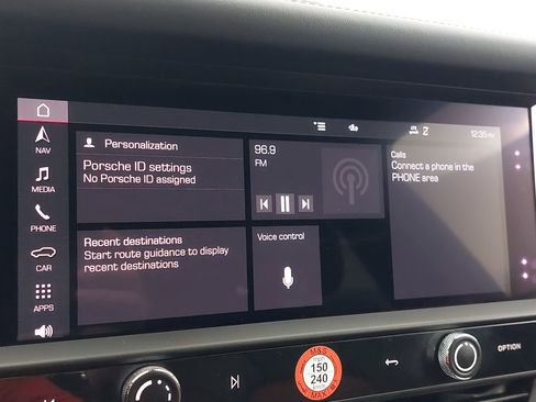 Used 2024 Porsche Macan image 24