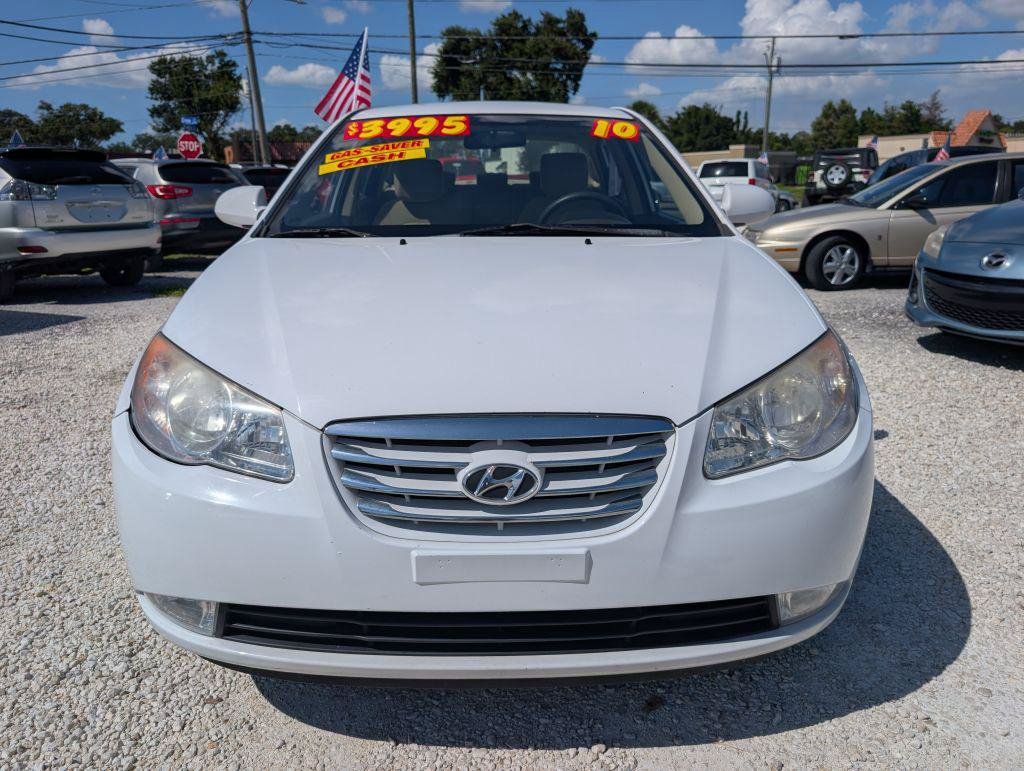 Used 2010 Hyundai Elantra GLS FWD image 3