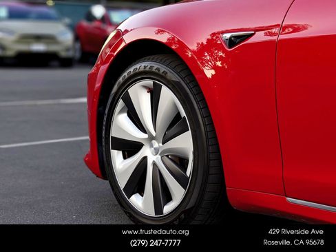 Used 2020 Tesla Model S Long Range Plus AWD/4WD image 23