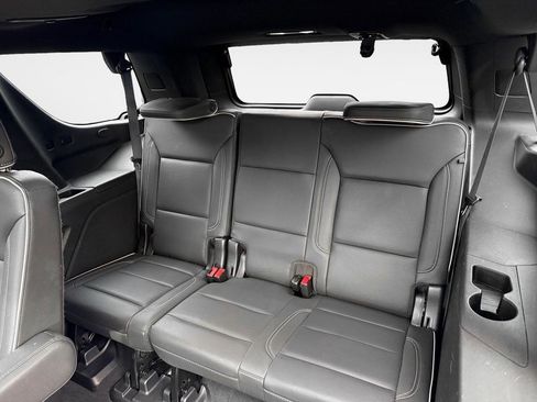 Used 2022 GMC Yukon SLT w/ SLT Premium Package AWD/4WD image 28