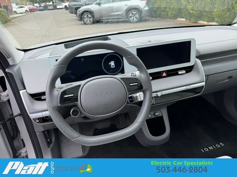 Used 2024 Hyundai Ioniq 5 Limited image 26